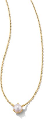 Pendant Necklace in White Pearl, Fashion Jewelry for Women
